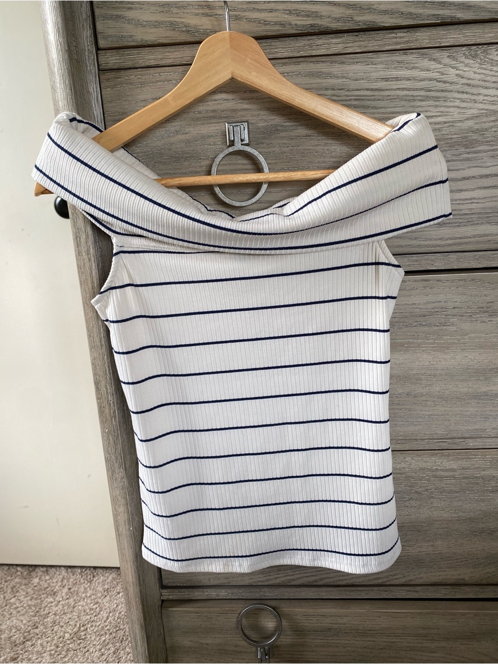 Off-the-Shoulder Top - S